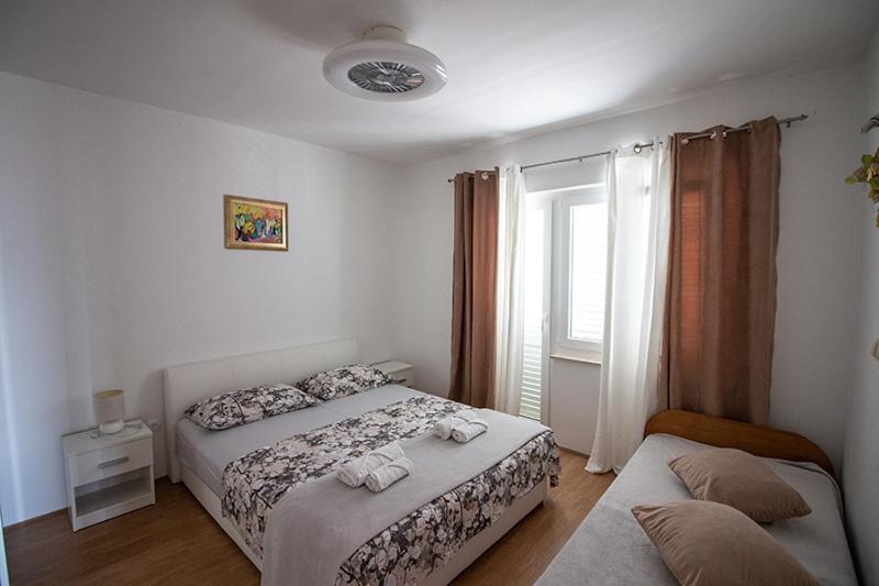 Apartment Zvjezdana Omiš Extérieur photo